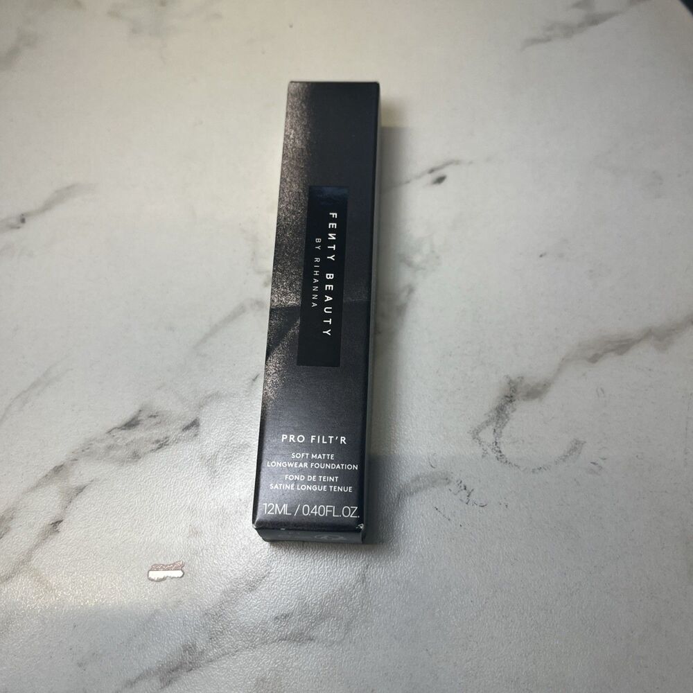 Fenty Beauty Pro Filt'r Soft Matte Longwear Foundation 0.40 fl oz / 12ml #210